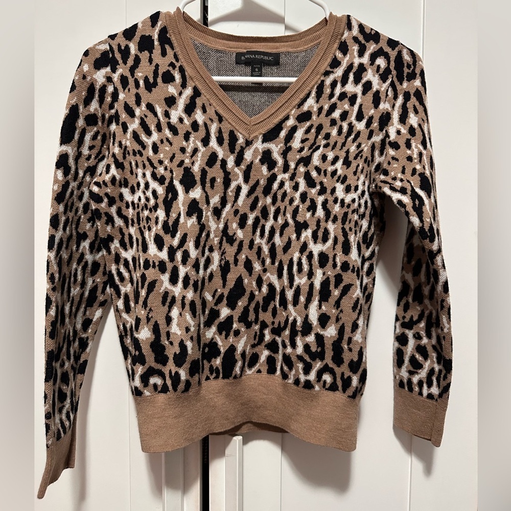 Banana Republic V-Neck Wool Blend Animal Leopard Print Pullover Sweater Size S